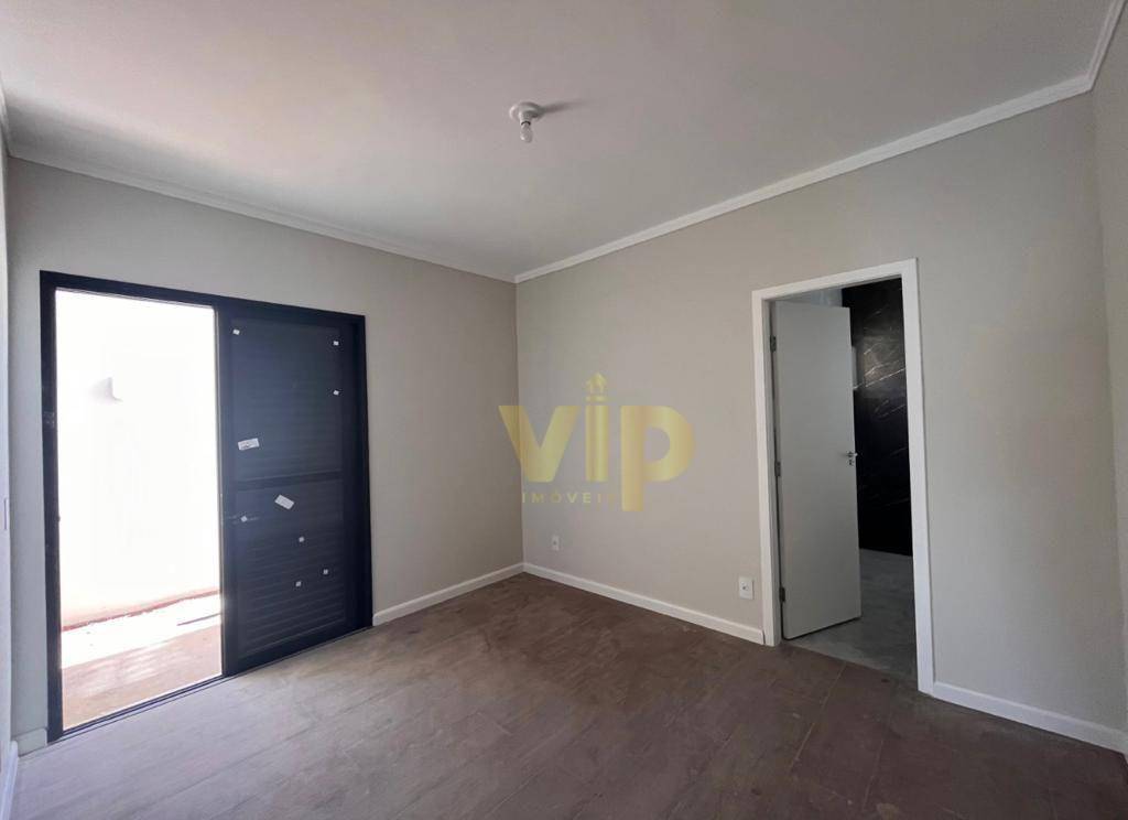 Casa à venda com 3 quartos, 90m² - Foto 5