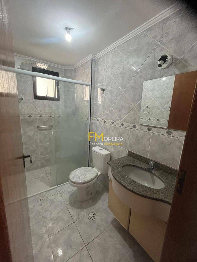 Apartamento para alugar com 1 quarto, 74m² - Foto 12