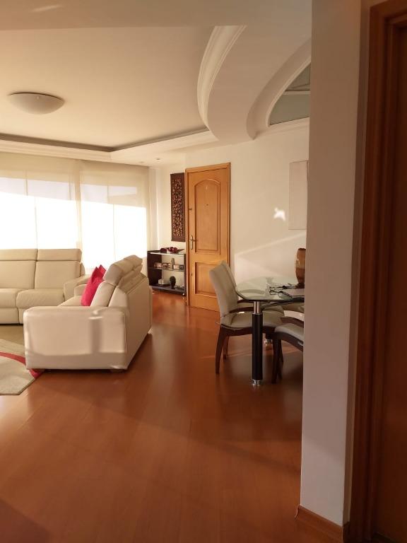 Apartamento à venda com 3 quartos, 122m² - Foto 19