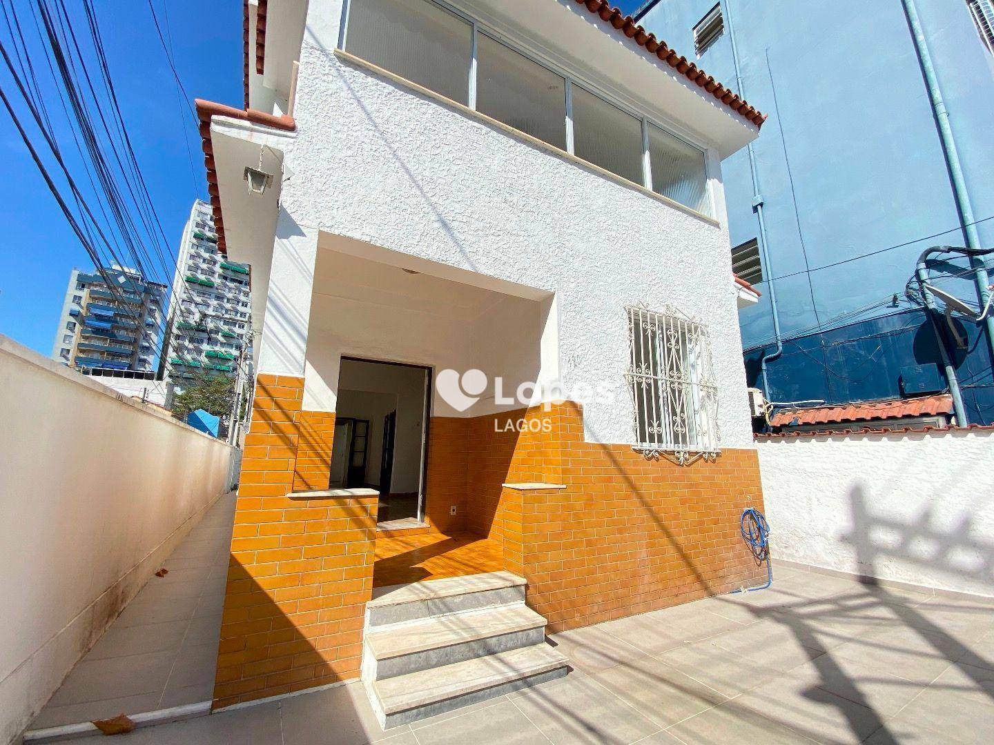 Casa à venda com 7 quartos, 266M2 - Foto 3