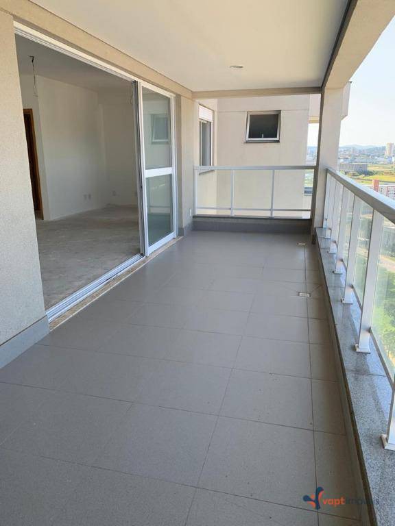 Apartamento à venda com 3 quartos, 154m² - Foto 25