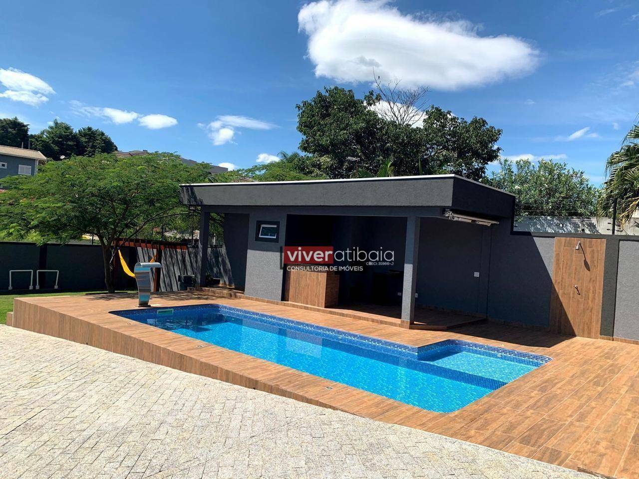 Casa à venda com 3 quartos, 250m² - Foto 2