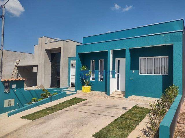 Casa de Condomínio à venda com 2 quartos, 110m² - Foto 1