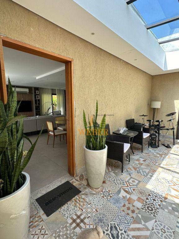 Casa à venda com 3 quartos, 330m² - Foto 25