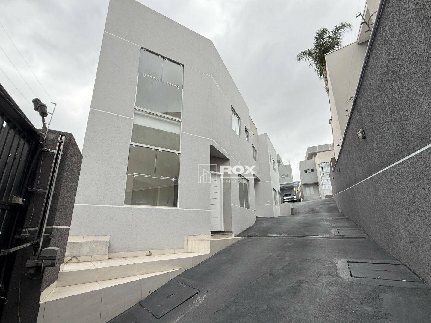 Sobrado para alugar com 3 quartos, 120m² - Foto 2