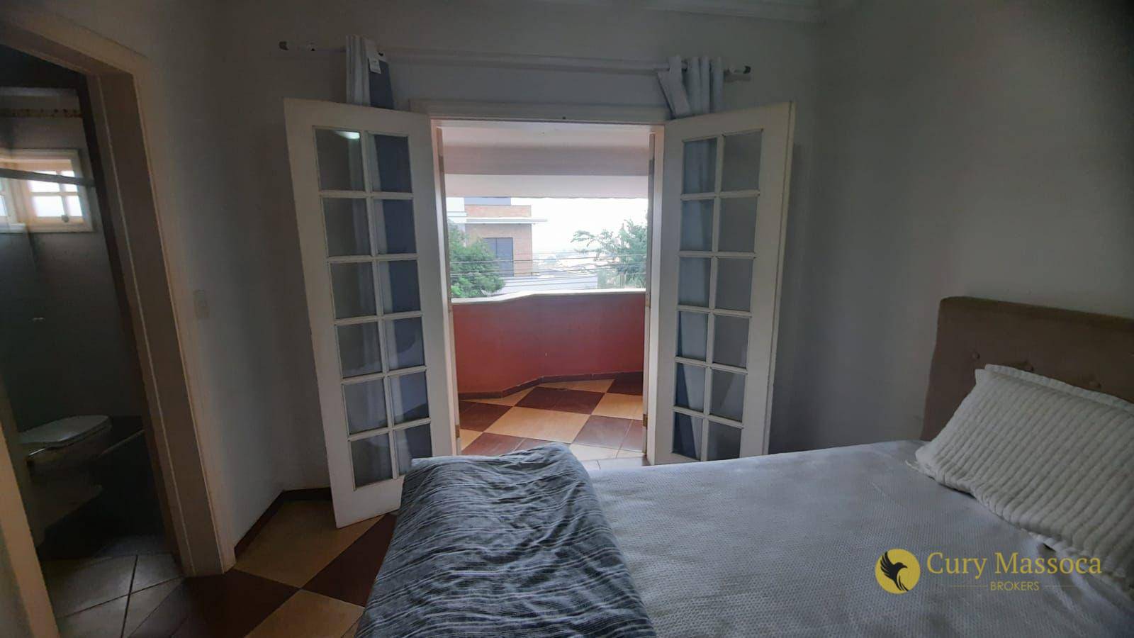 Casa de Condomínio à venda com 4 quartos, 349m² - Foto 9