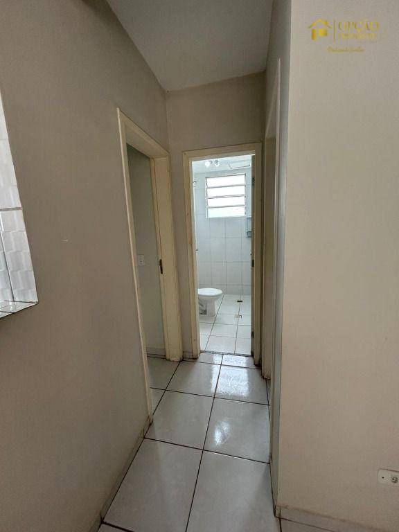 Apartamento à venda com 2 quartos, 46m² - Foto 2