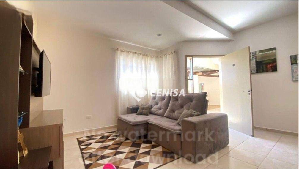 Casa à venda com 2 quartos, 210m² - Foto 1