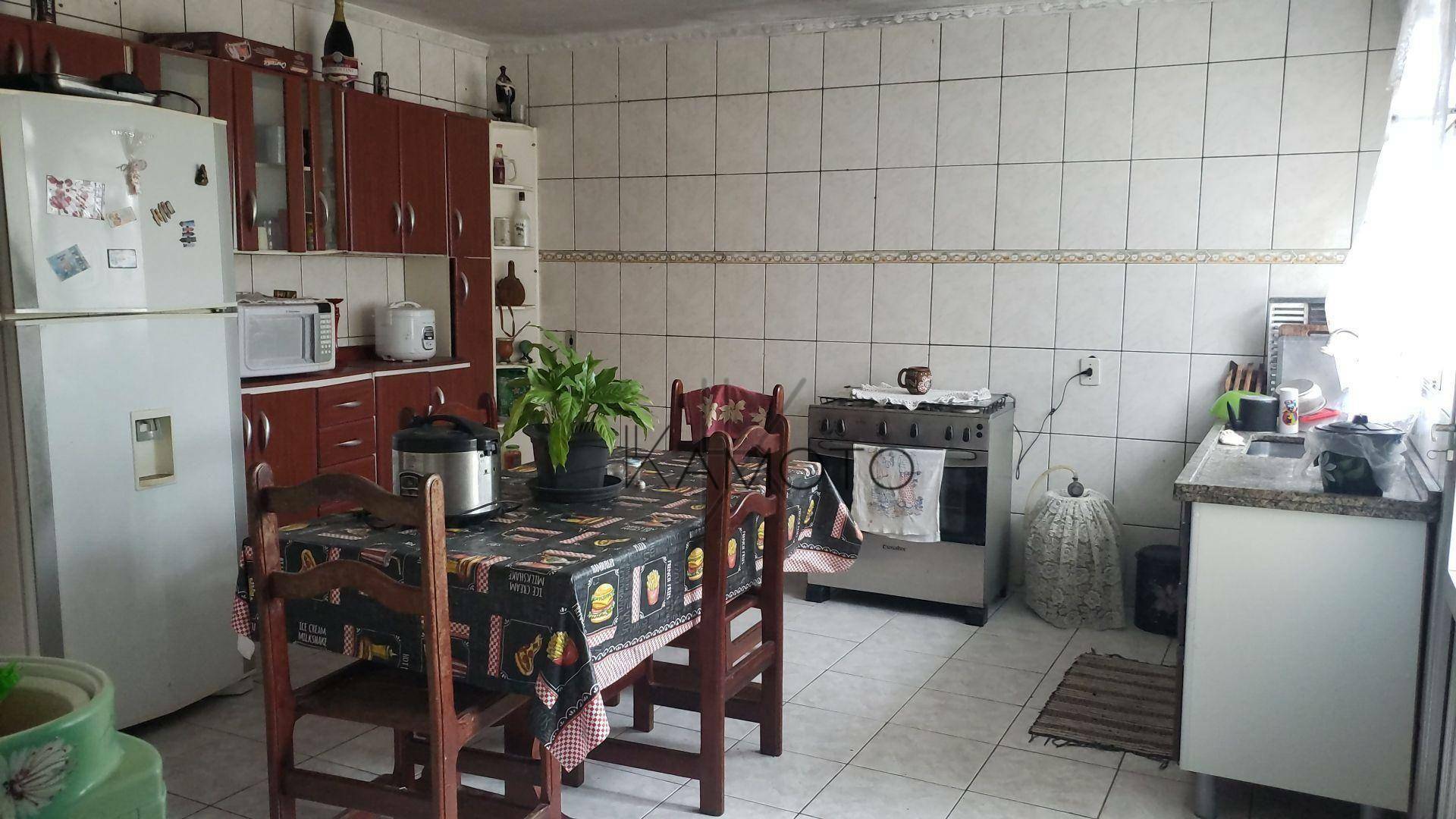 Casa à venda com 2 quartos, 130m² - Foto 3