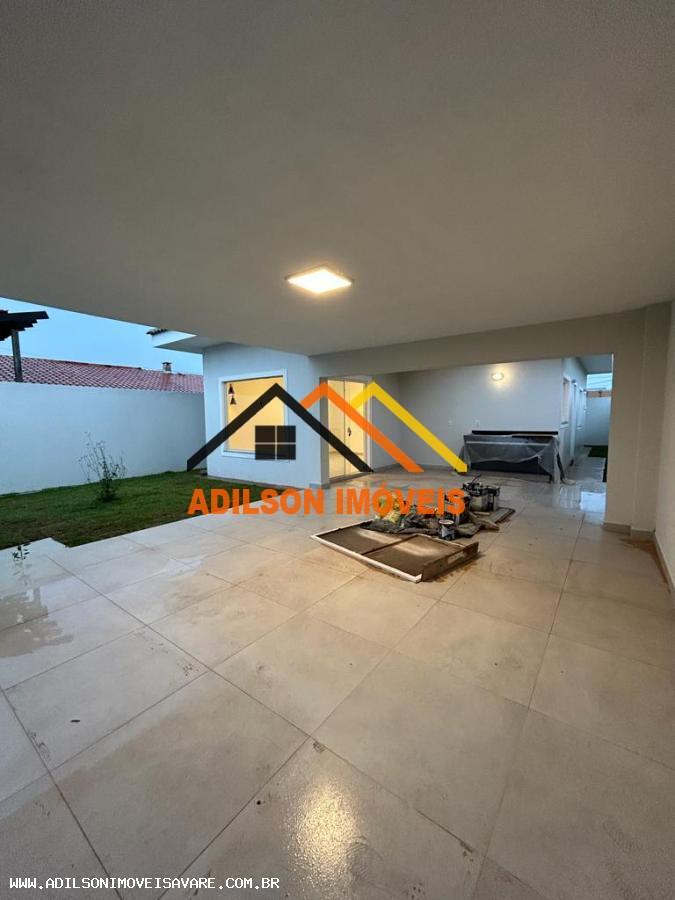 Casa à venda com 3 quartos, 212m² - Foto 5