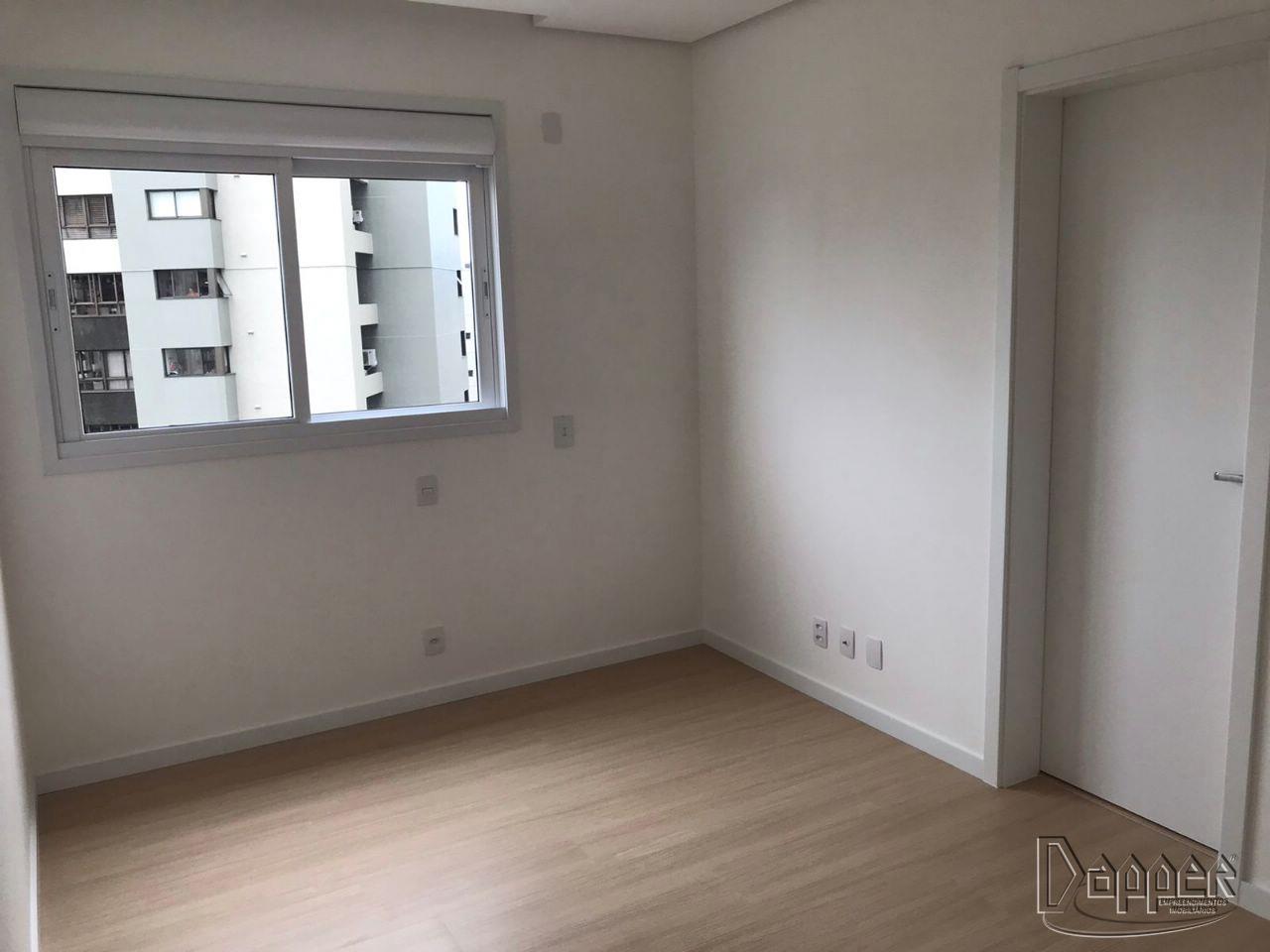 Apartamento à venda com 3 quartos, 110m² - Foto 7