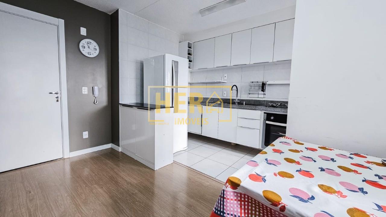 Apartamento à venda com 3 quartos, 64m² - Foto 3