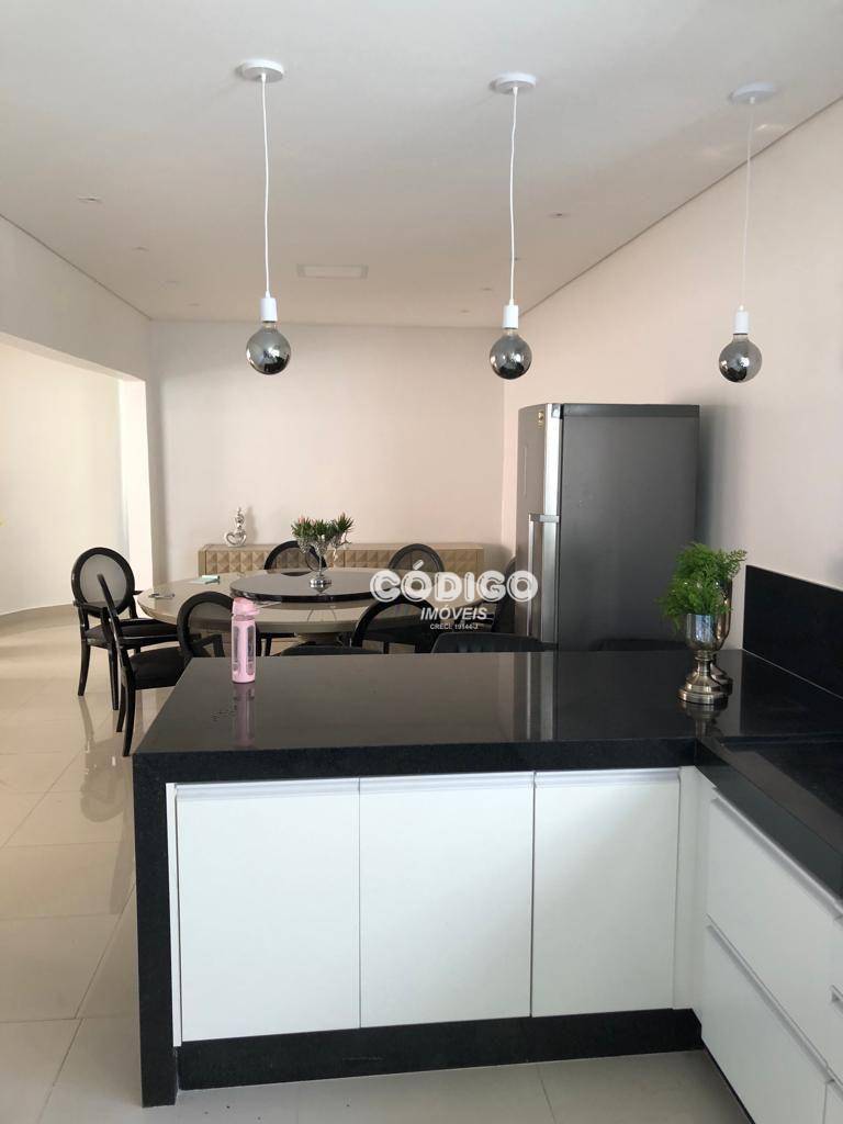 Casa à venda com 3 quartos, 300m² - Foto 30