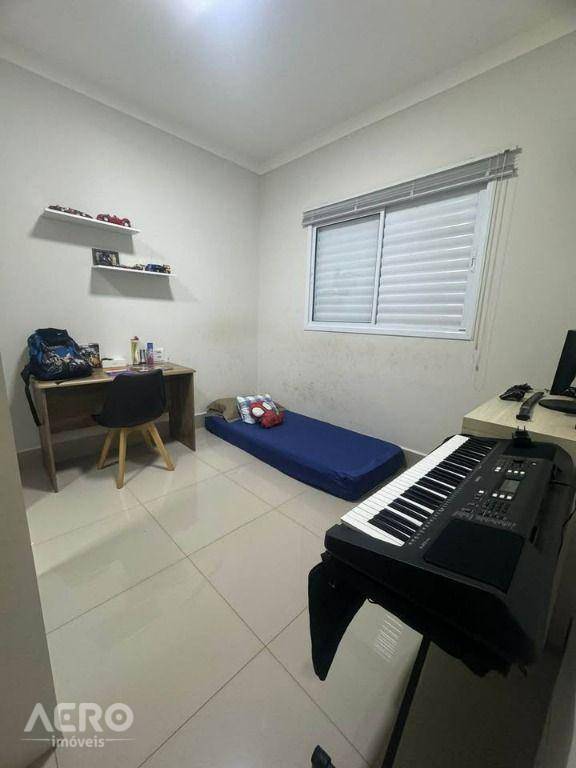 Casa à venda e aluguel com 3 quartos, 119m² - Foto 11