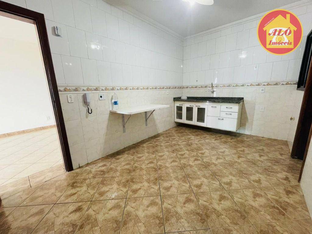 Apartamento à venda com 3 quartos, 137m² - Foto 5