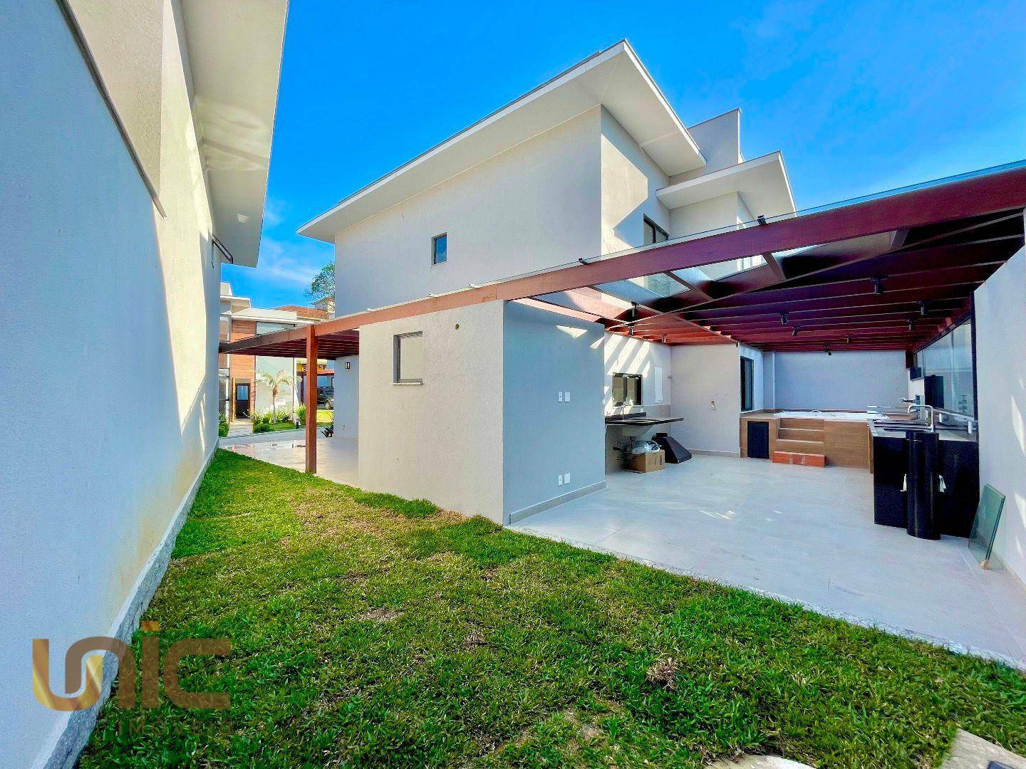 Casa de Condomínio à venda com 4 quartos, 160m² - Foto 33