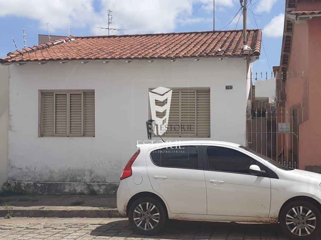 Casa à venda com 3 quartos, 20m² - Foto 1