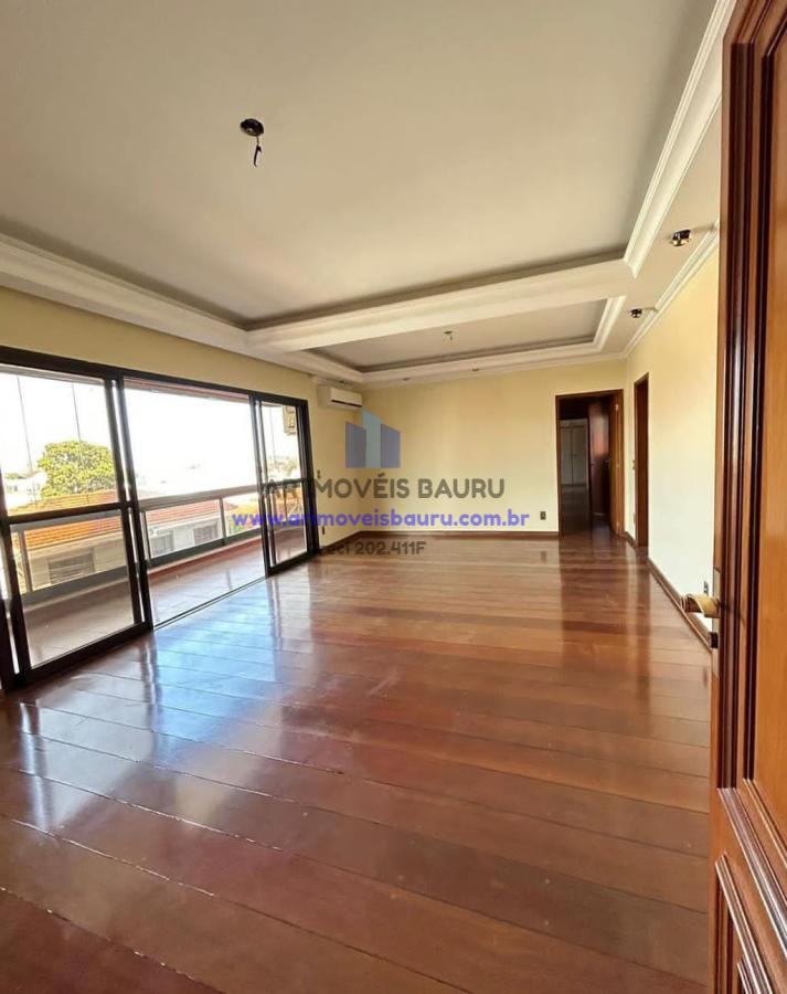 Apartamento à venda com 4 quartos, 189m² - Foto 4