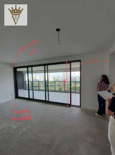 Apartamento à venda com 4 quartos, 186m² - Foto 1