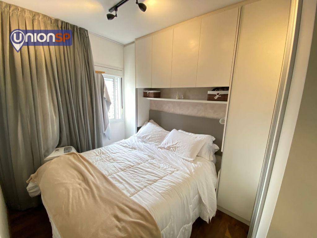 Apartamento à venda com 2 quartos, 62m² - Foto 15