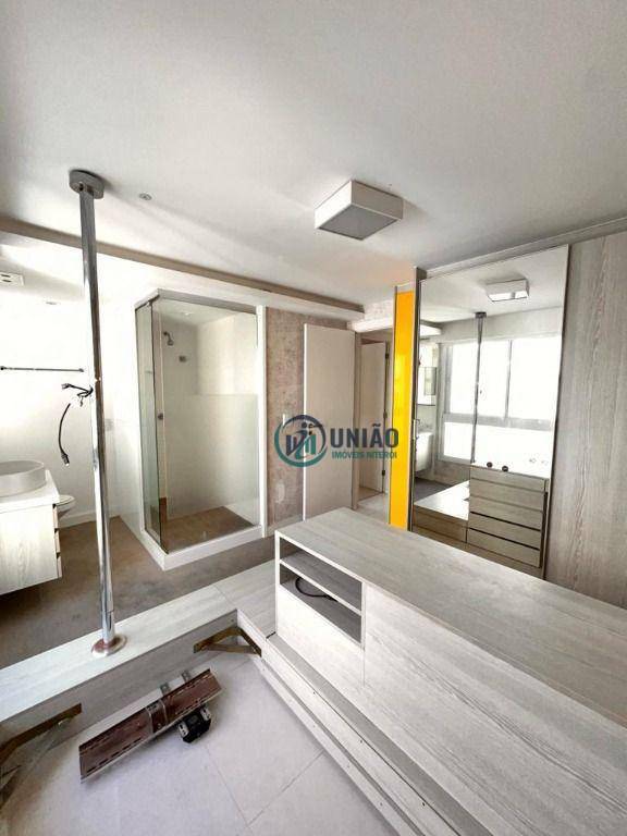 Apartamento à venda com 4 quartos, 158m² - Foto 18