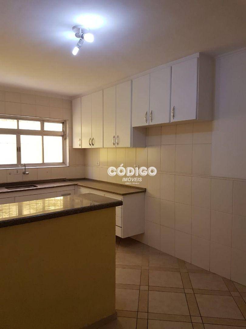 Sobrado à venda com 3 quartos, 263m² - Foto 11