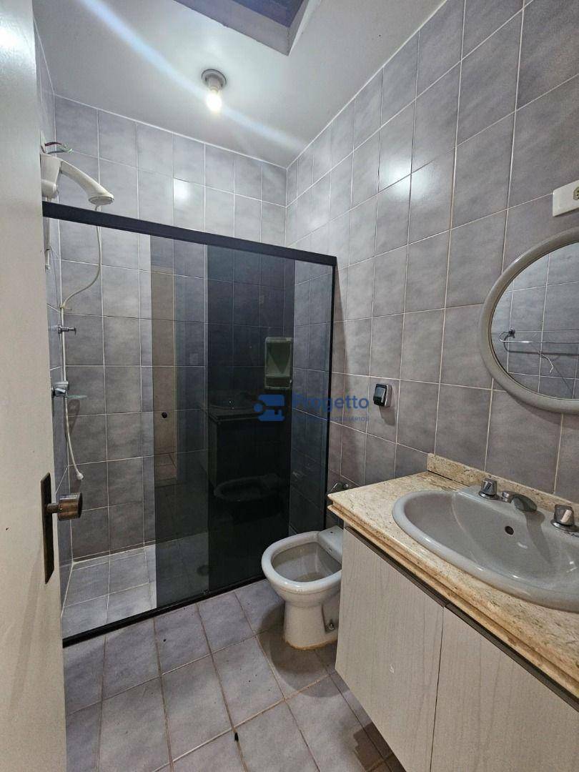 Casa à venda com 3 quartos, 169m² - Foto 2