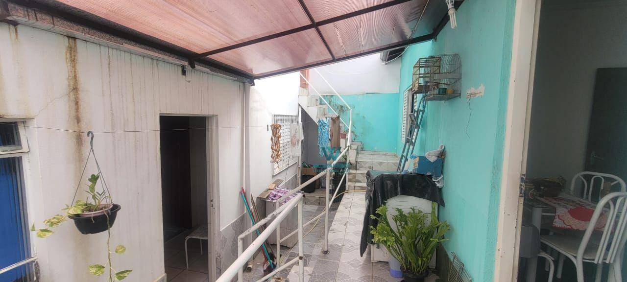 Casa à venda com 3 quartos, 104m² - Foto 6