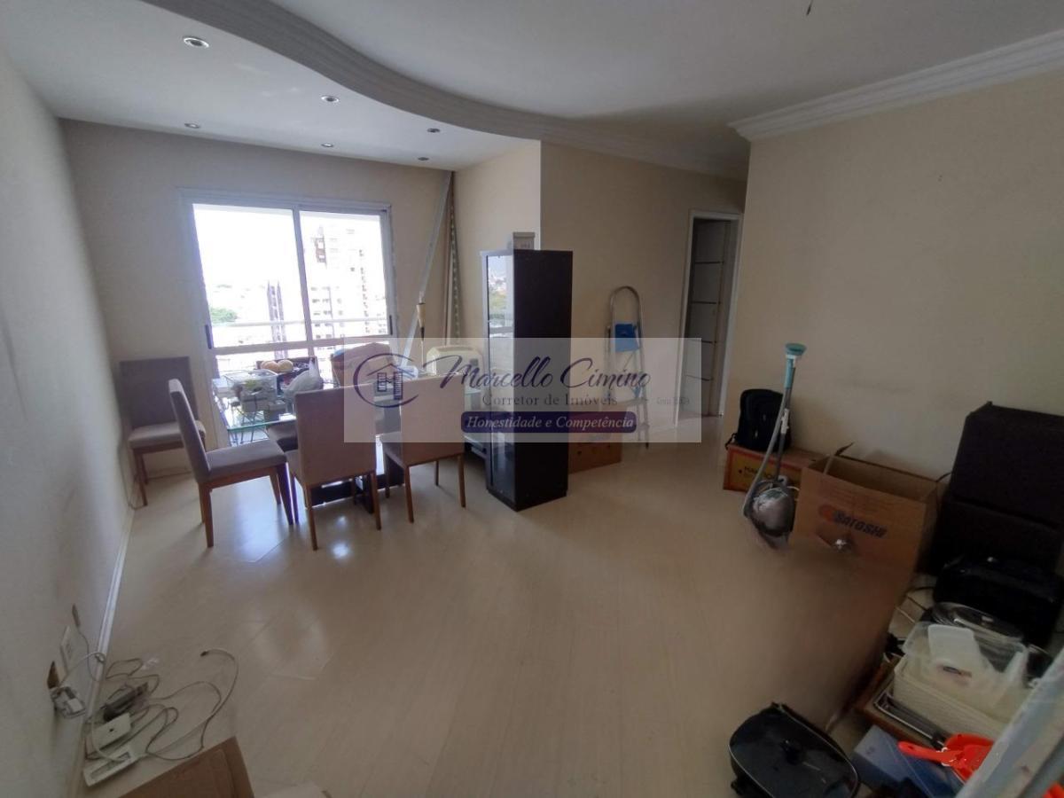 Apartamento à venda com 3 quartos, 75m² - Foto 2