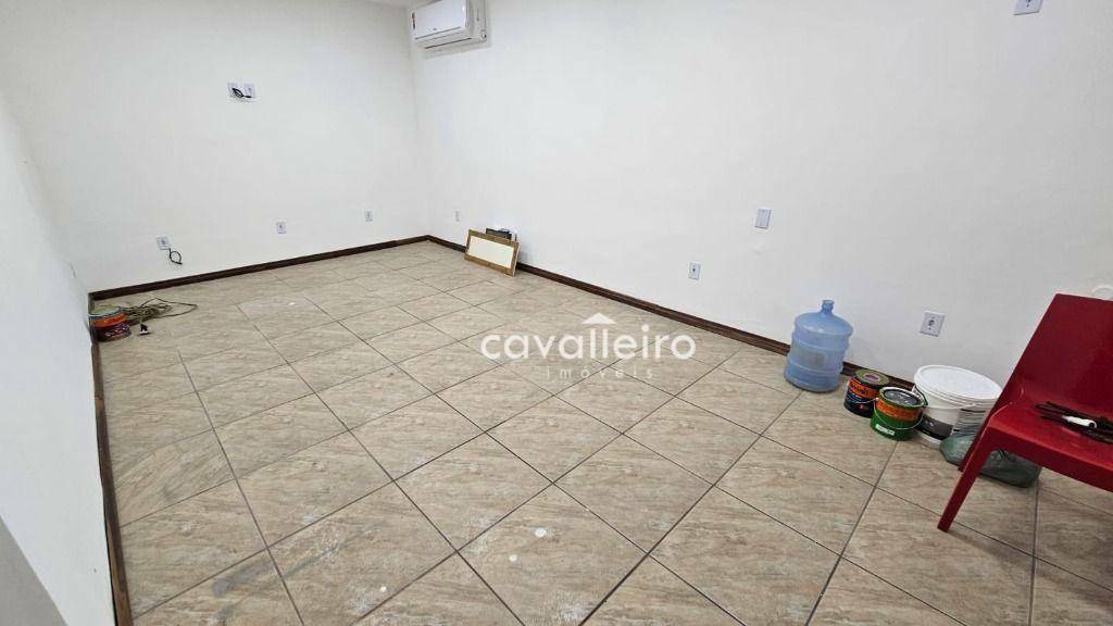 Casa à venda com 3 quartos, 183m² - Foto 4