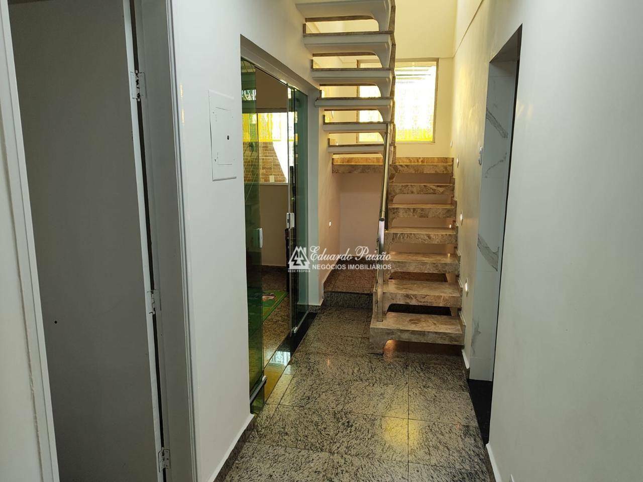 Sobrado à venda com 4 quartos, 400m² - Foto 11