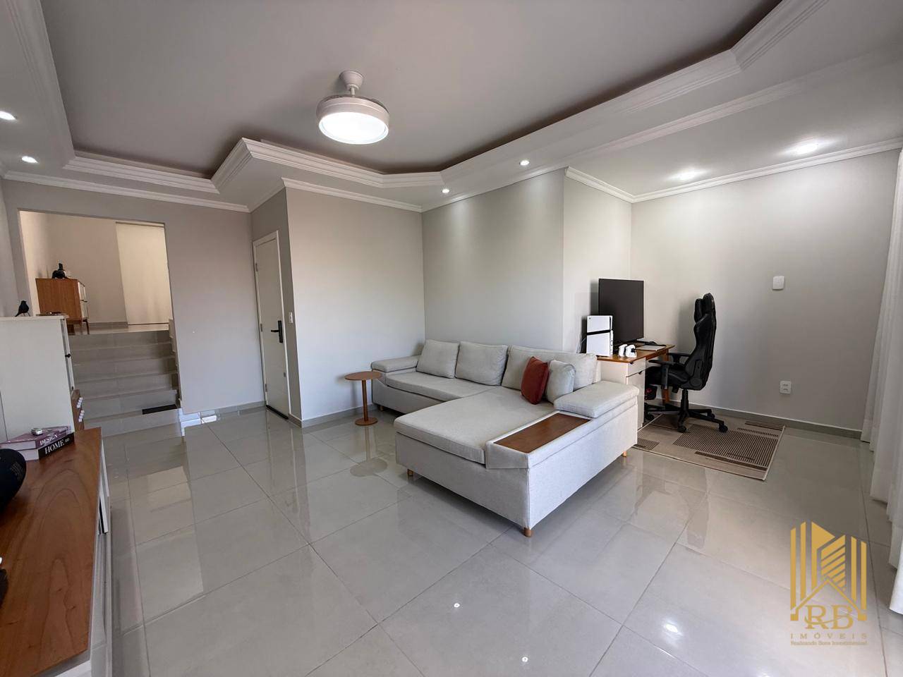 Casa, 3 quartos, 290 m² - Foto 1