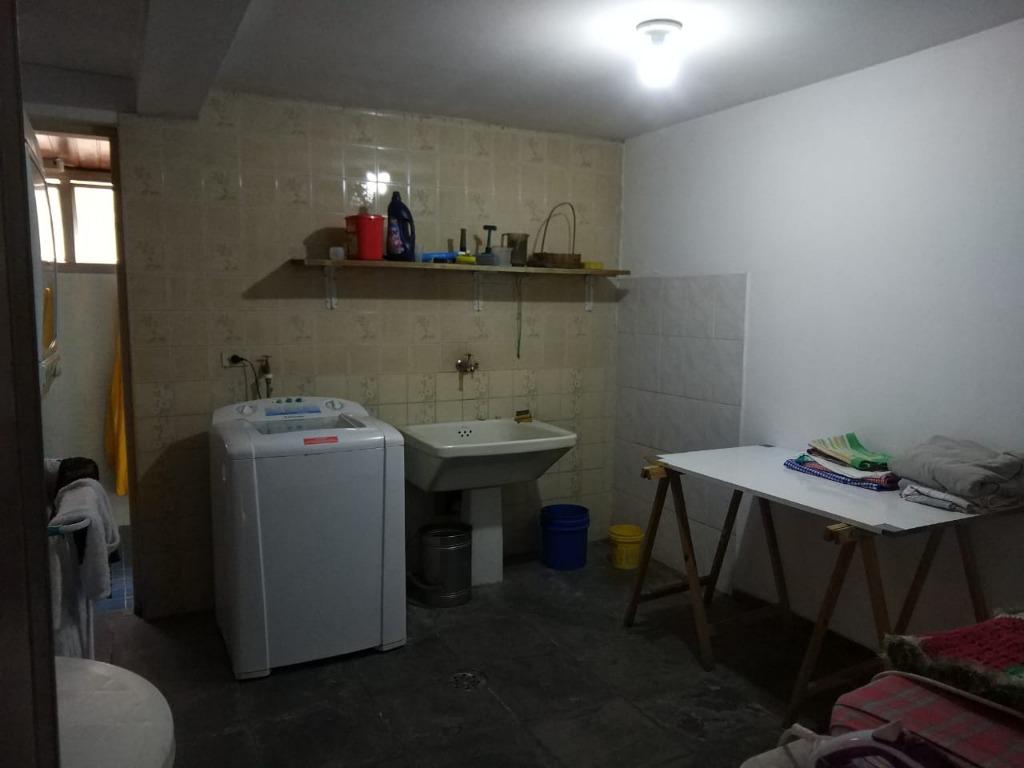 Casa à venda e aluguel com 3 quartos, 300m² - Foto 25