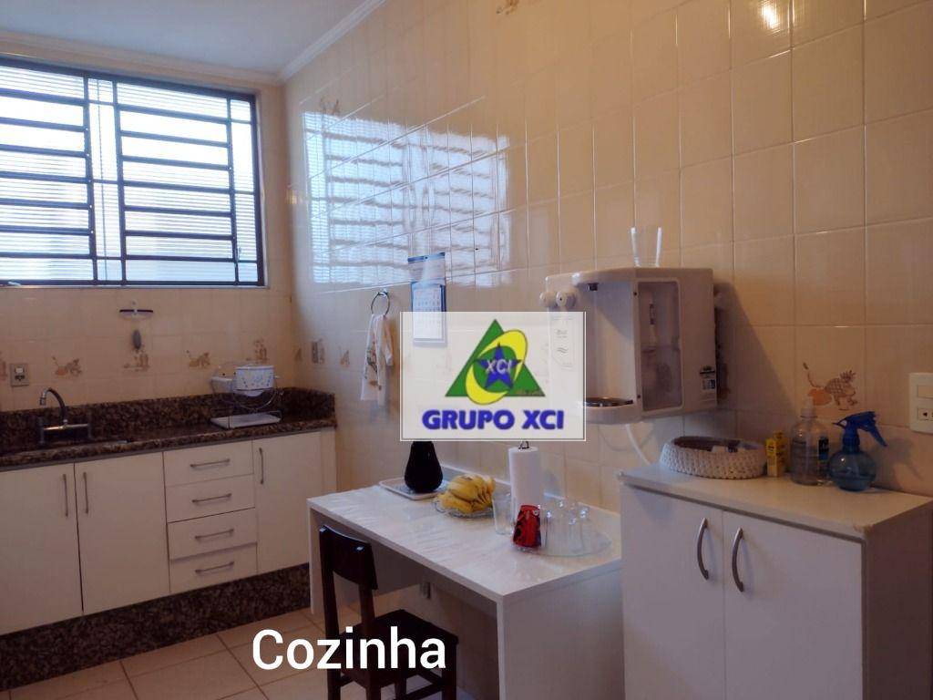 Casa à venda com 3 quartos, 180m² - Foto 22