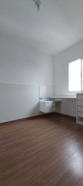 Apartamento, 2 quartos, 60 m² - Foto 2