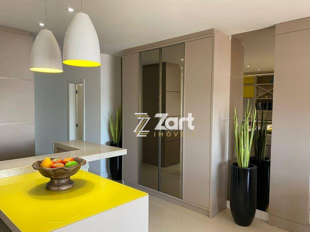 Apartamento à venda com 3 quartos, 130m² - Foto 4