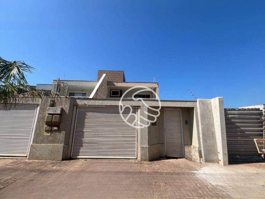 Casa, 3 quartos, 180 m² - Foto 1