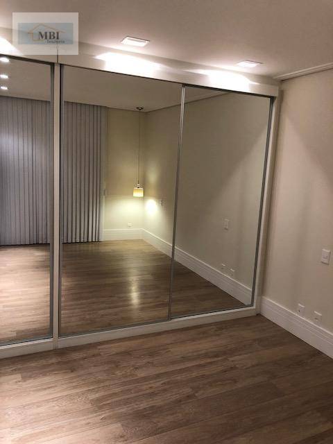 Apartamento à venda com 3 quartos, 225m² - Foto 25