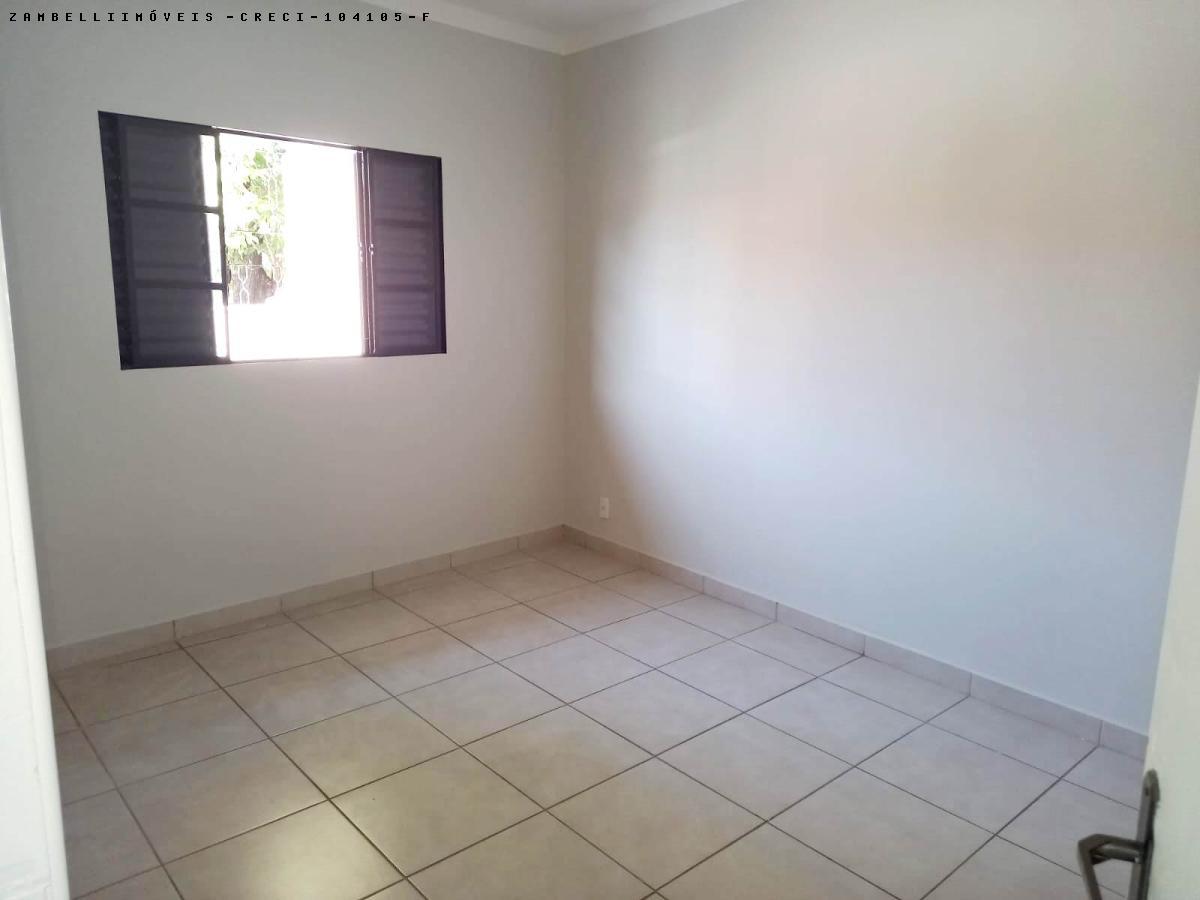 Casa à venda com 2 quartos, 200m² - Foto 11