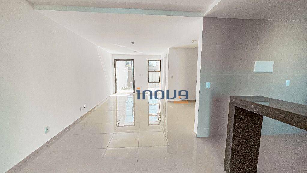 Casa à venda com 4 quartos, 140m² - Foto 5