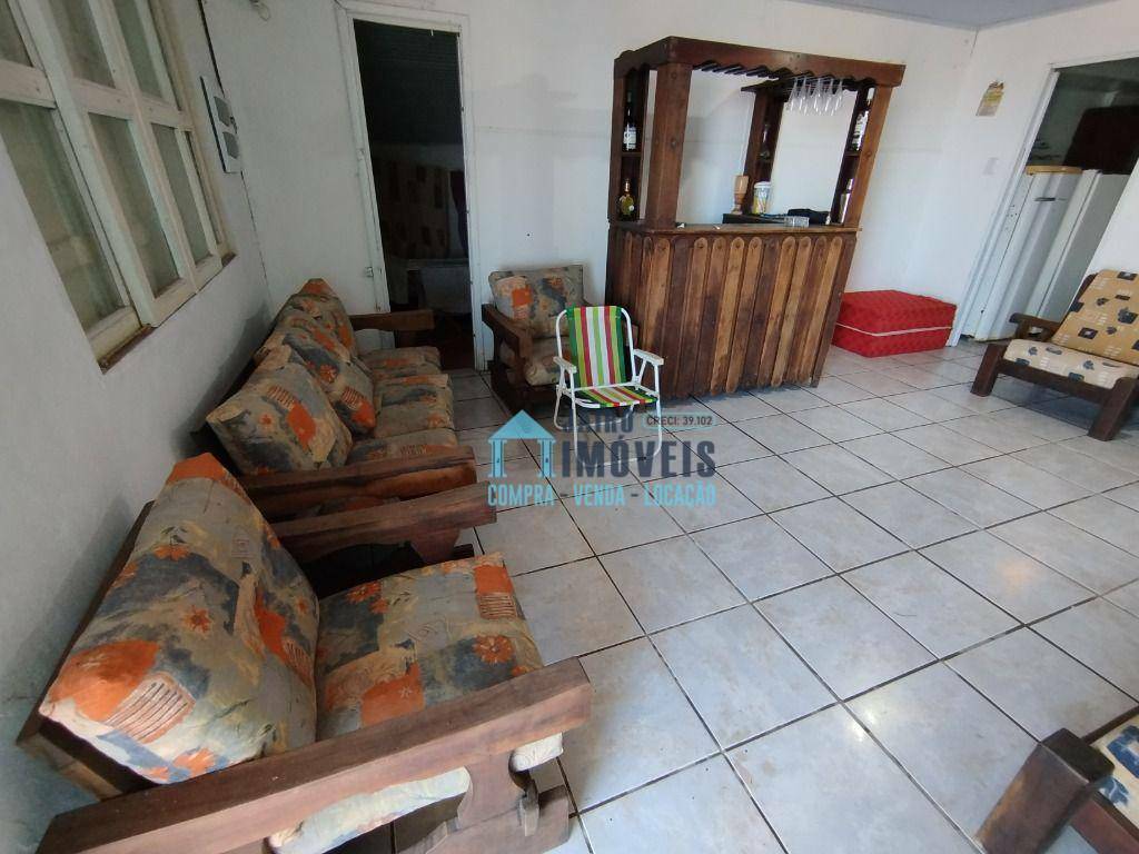 Casa à venda com 2 quartos, 130m² - Foto 3