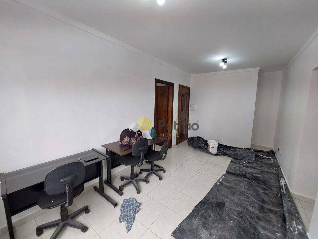 Apartamento à venda com 2 quartos, 64m² - Foto 9