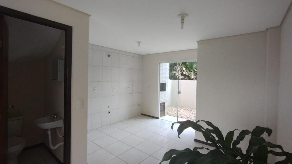 Sobrado à venda com 2 quartos, 51m² - Foto 4