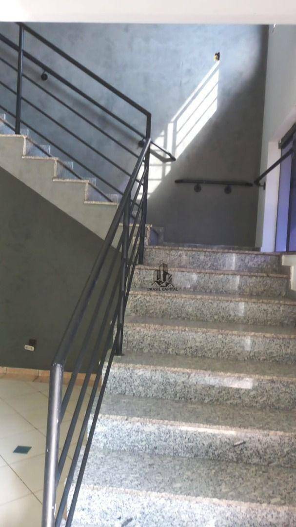 Sobrado para alugar com 3 quartos, 420m² - Foto 20