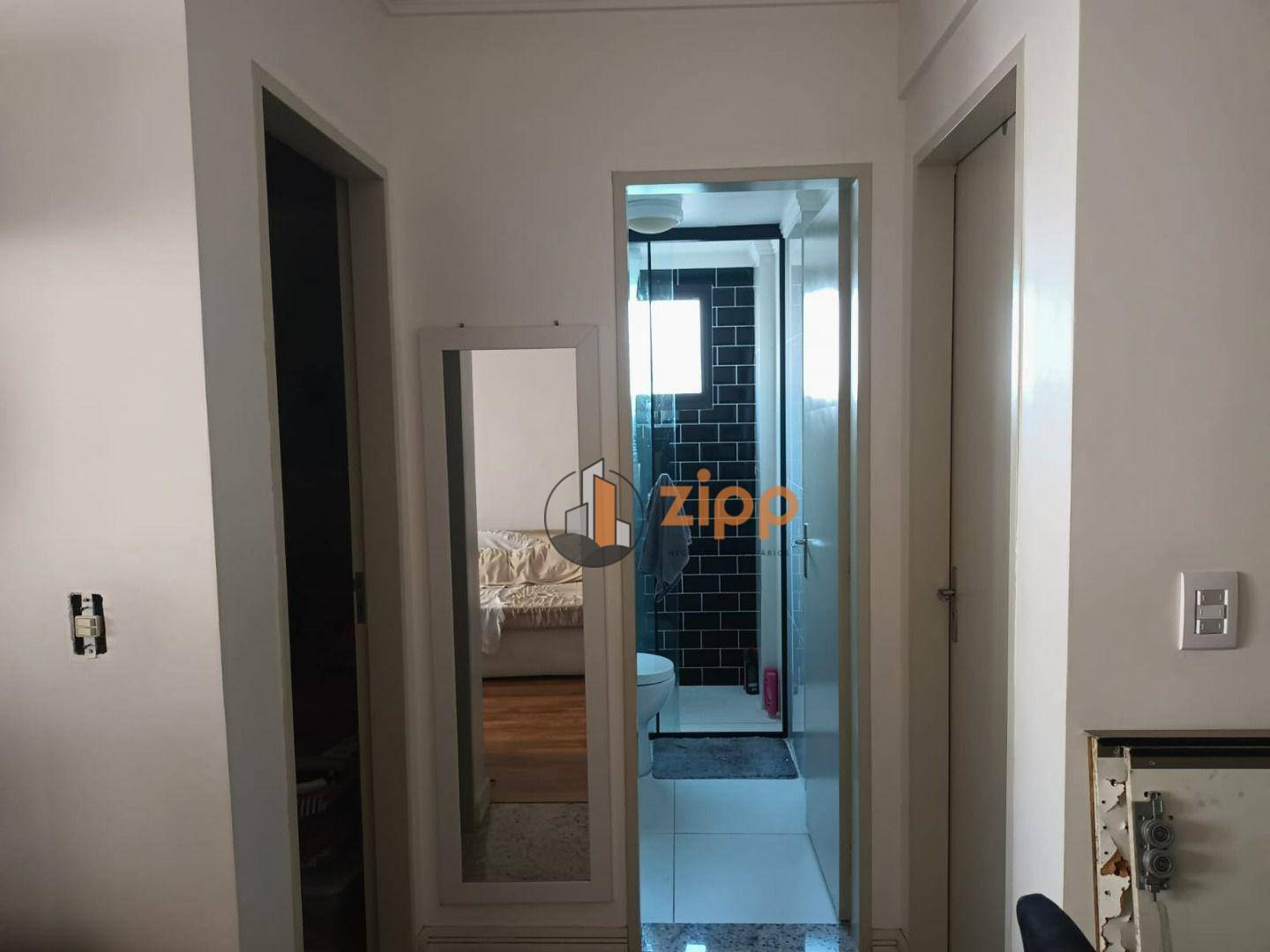 Apartamento à venda com 2 quartos, 66m² - Foto 2