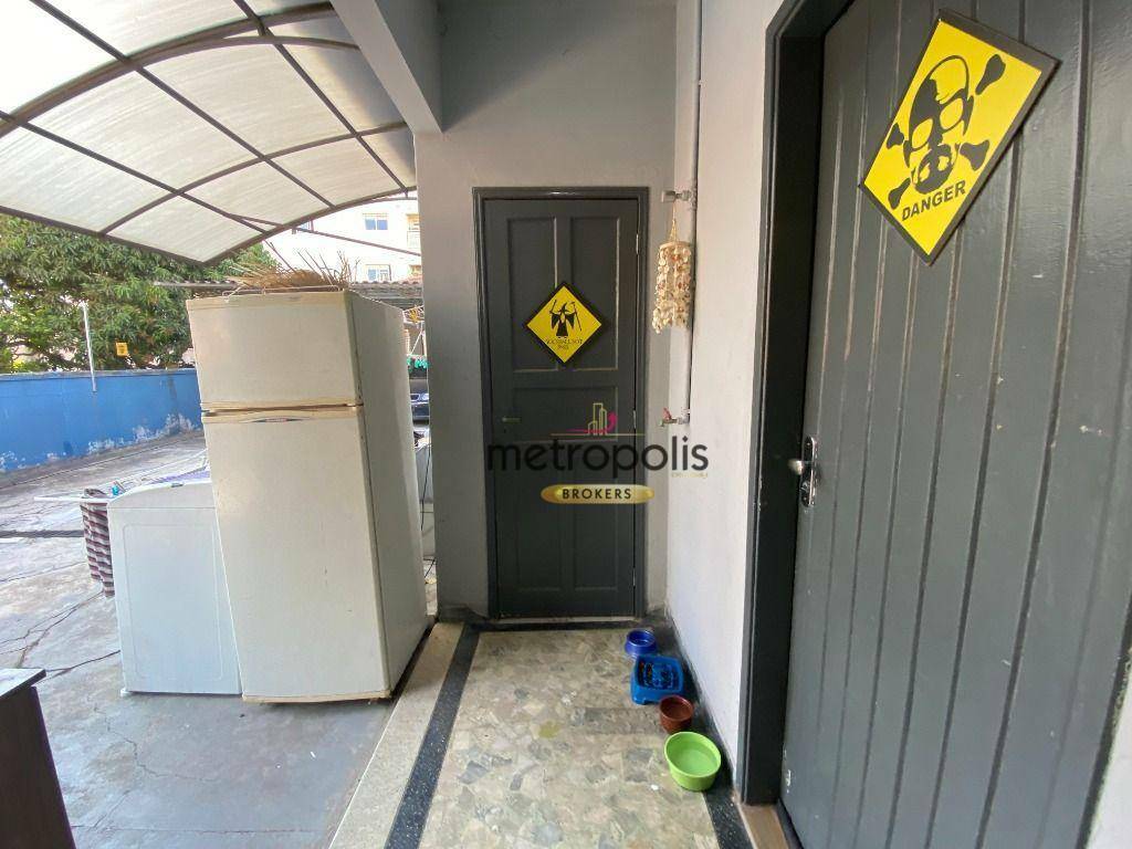 Casa à venda com 4 quartos, 350m² - Foto 26