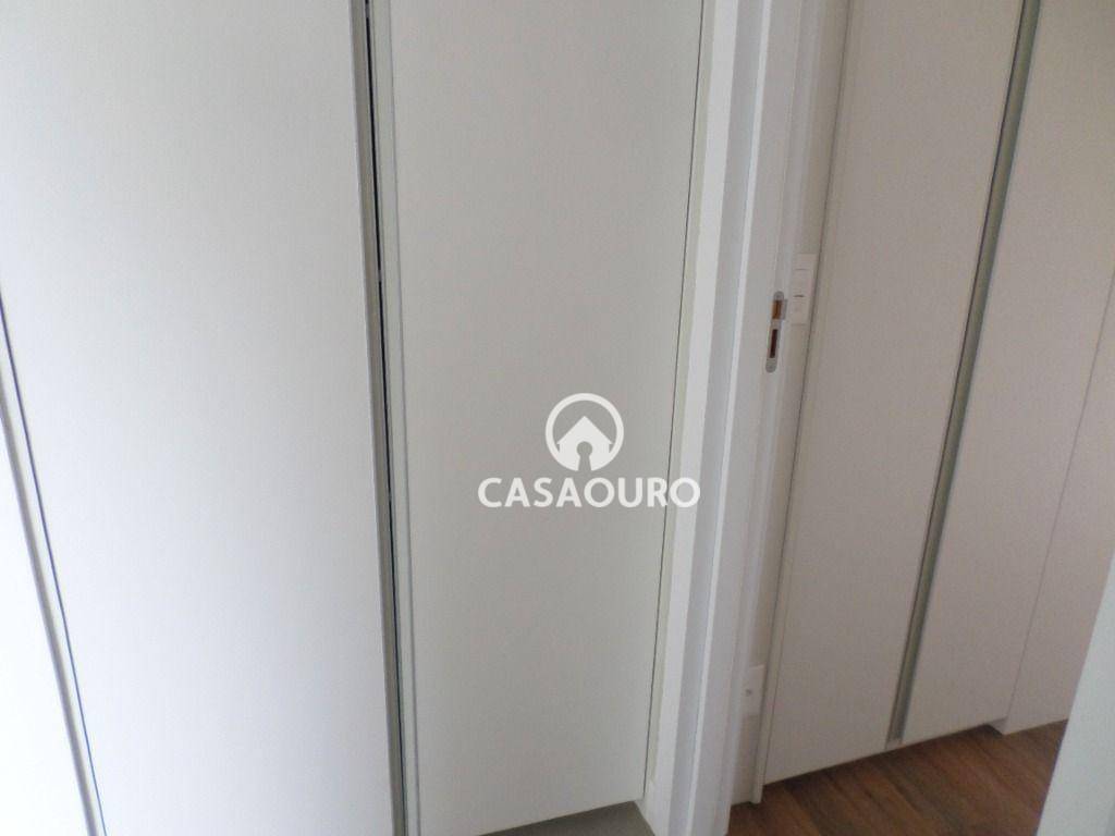 Apartamento à venda com 2 quartos, 62m² - Foto 13