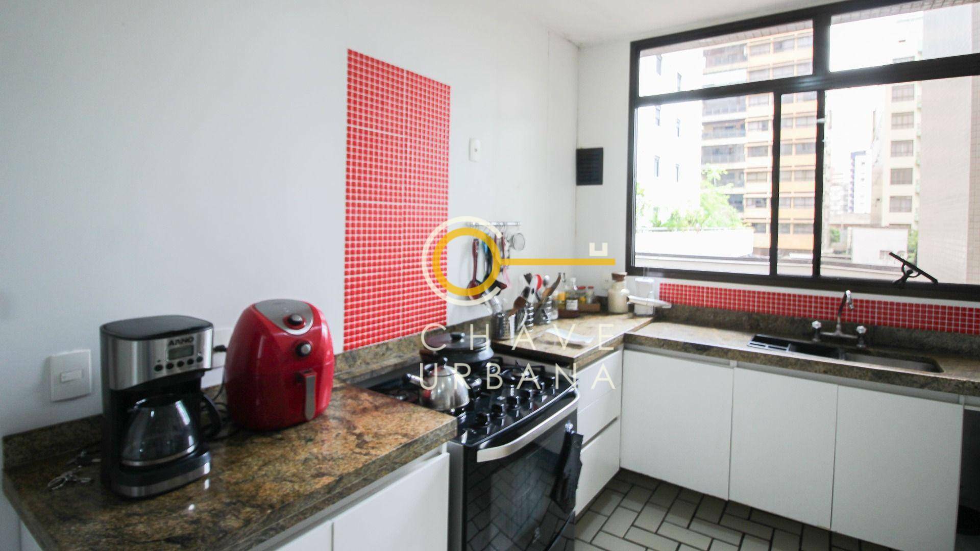 Apartamento à venda com 3 quartos, 262m² - Foto 22