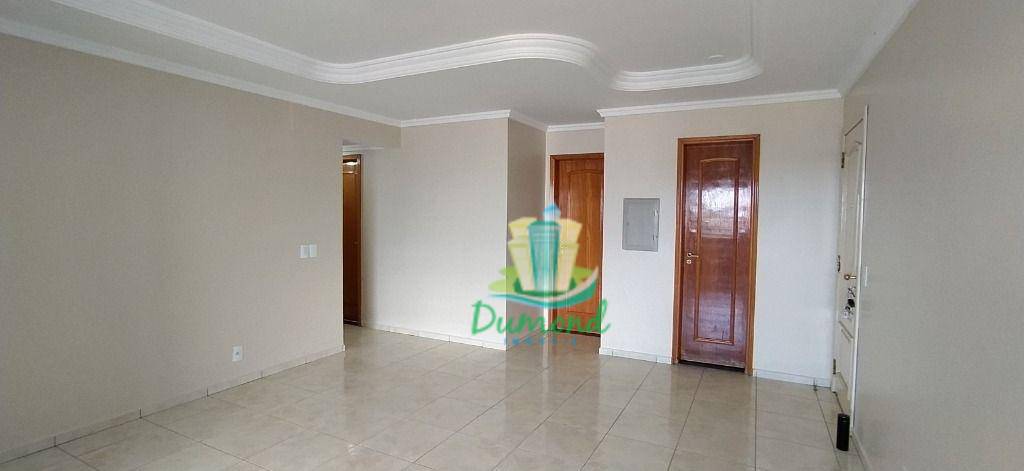 Apartamento para alugar com 4 quartos, 157m² - Foto 11