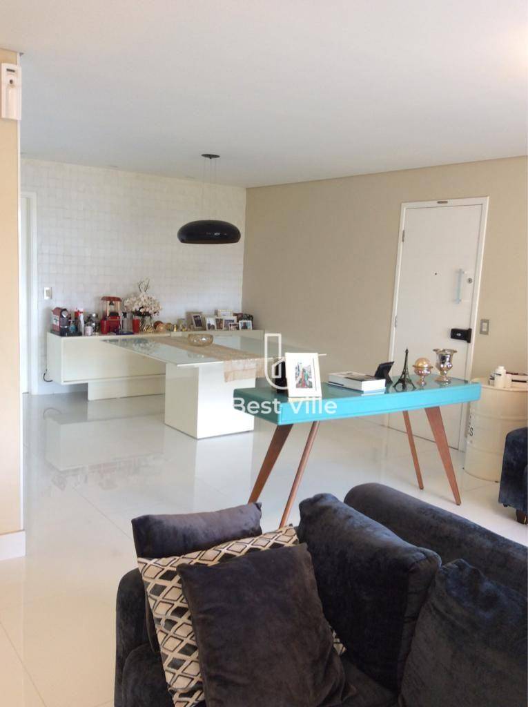 Apartamento para alugar com 3 quartos, 168m² - Foto 3